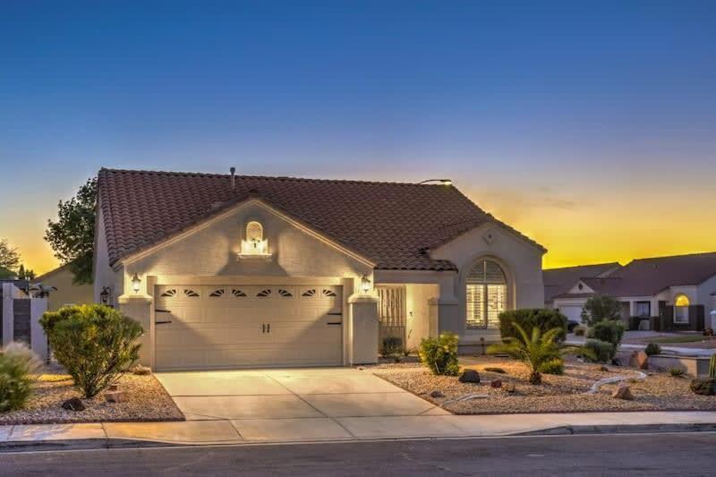 Family Fun For Everyone In Las Vegas- 4 Bedrooms, Billiards, Game Room Henderson Esterno foto