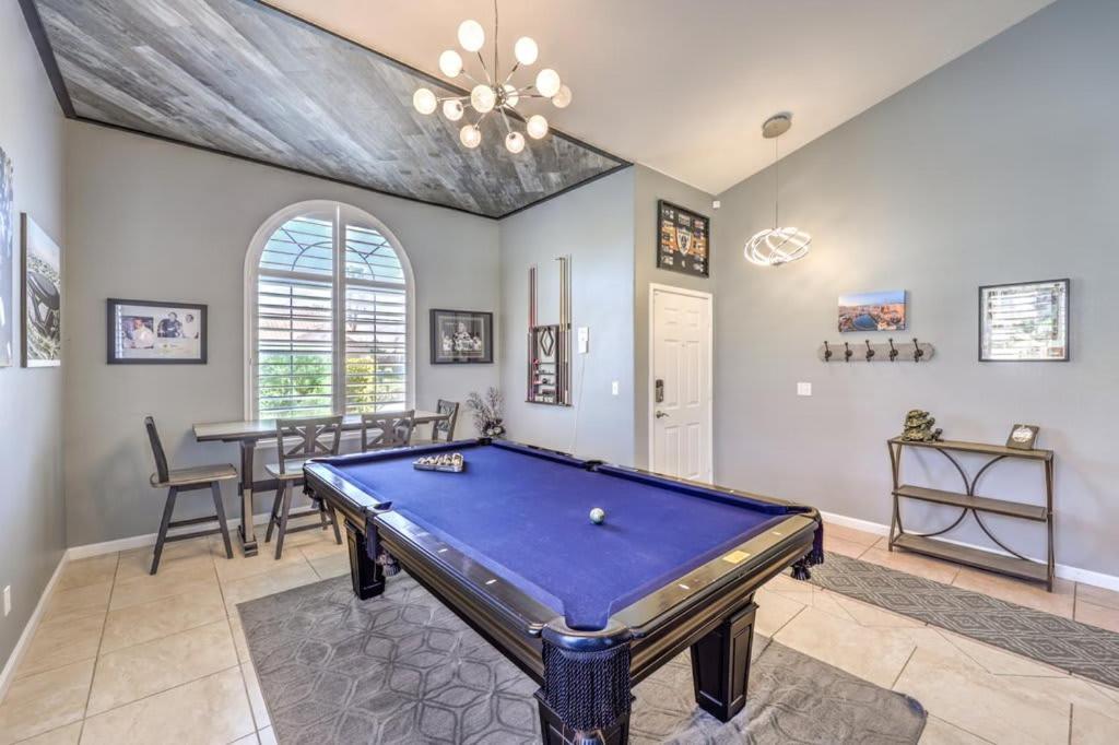Family Fun For Everyone In Las Vegas- 4 Bedrooms, Billiards, Game Room Henderson Esterno foto