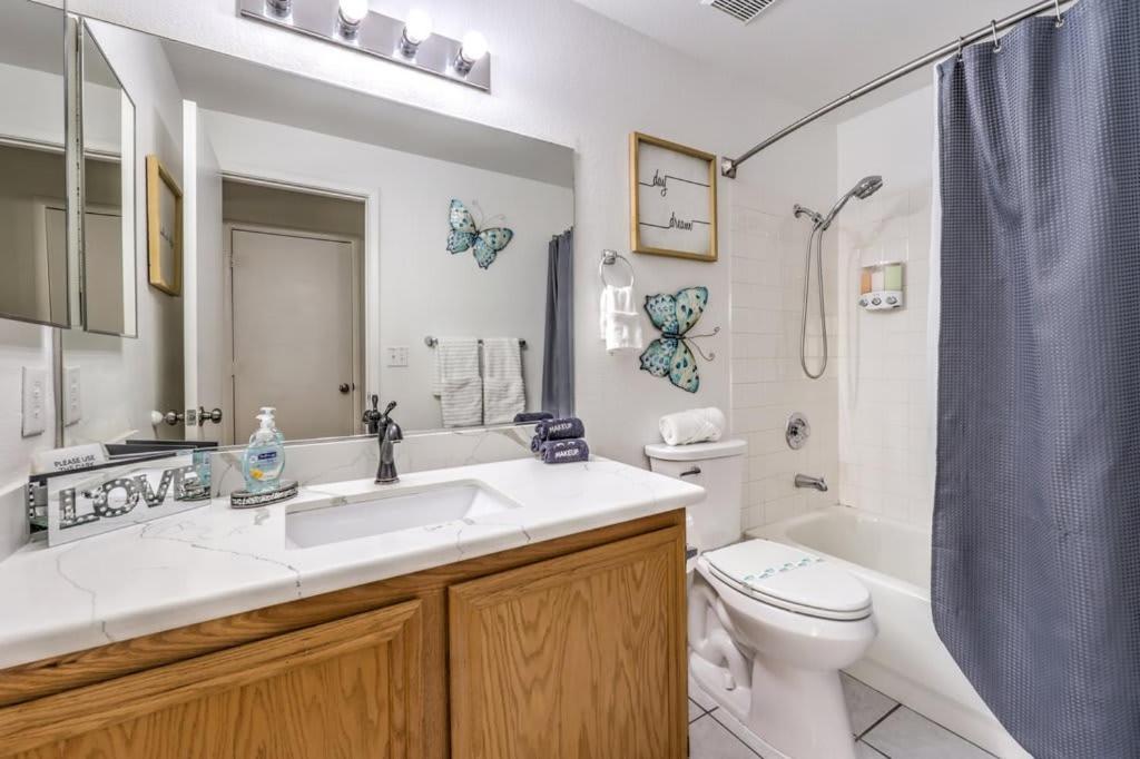Family Fun For Everyone In Las Vegas- 4 Bedrooms, Billiards, Game Room Henderson Esterno foto