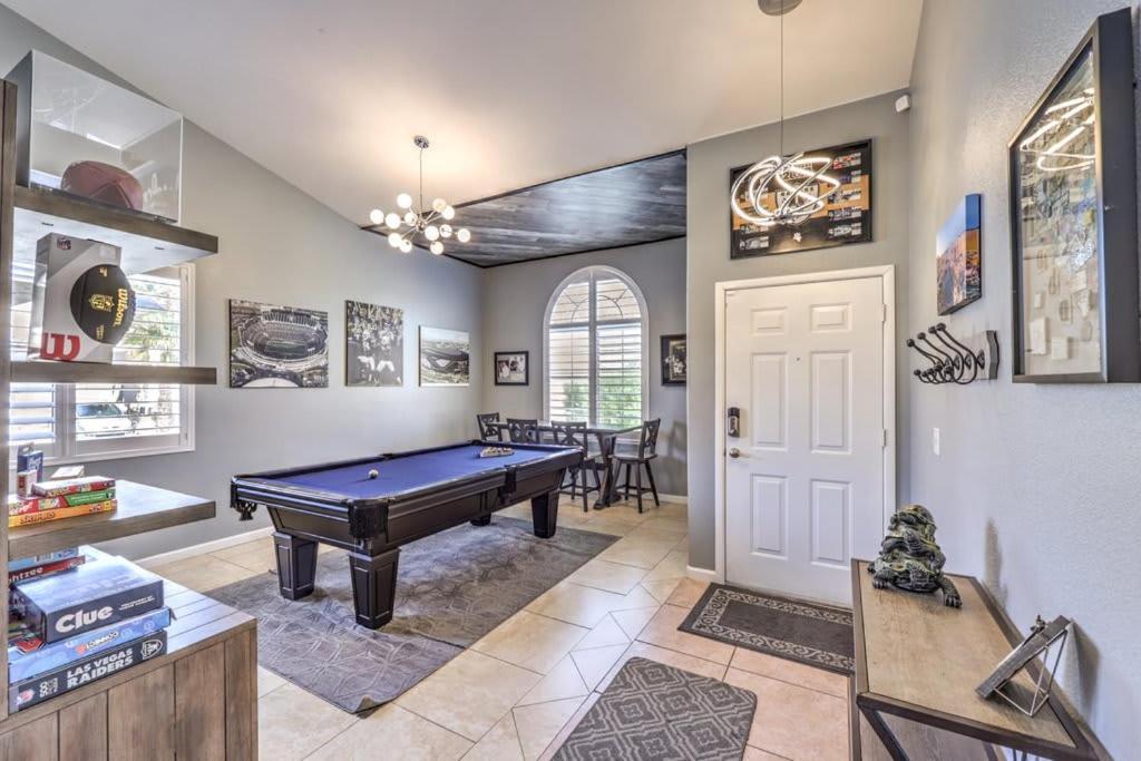 Family Fun For Everyone In Las Vegas- 4 Bedrooms, Billiards, Game Room Henderson Esterno foto