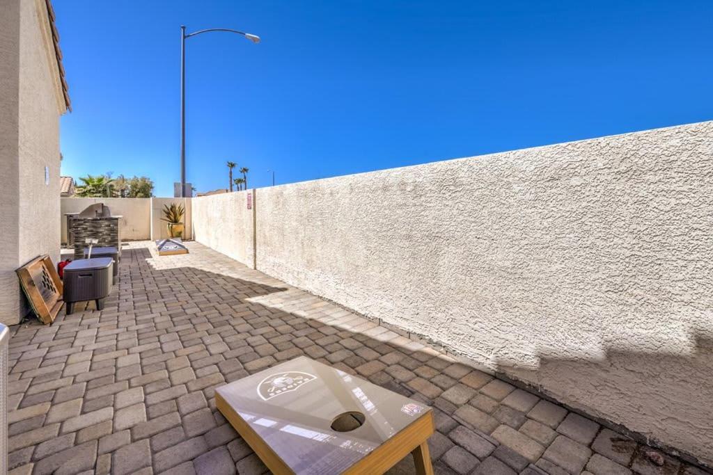 Family Fun For Everyone In Las Vegas- 4 Bedrooms, Billiards, Game Room Henderson Esterno foto
